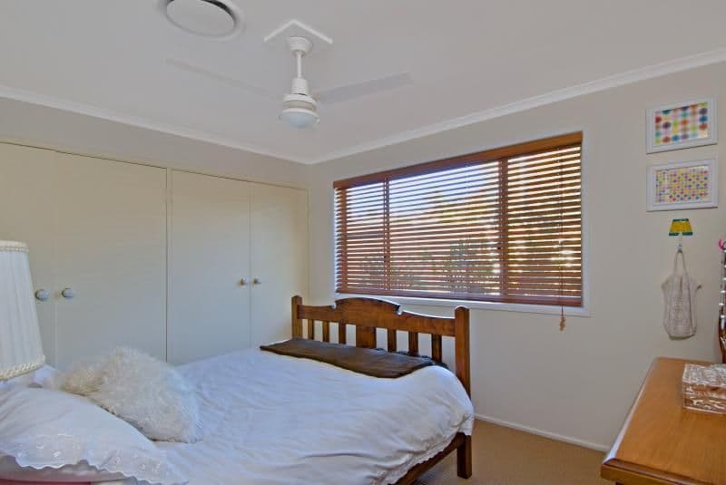 16 Crusader Street, BATTERY HILL QLD 4551, Battery Hill - Thumbnail 6