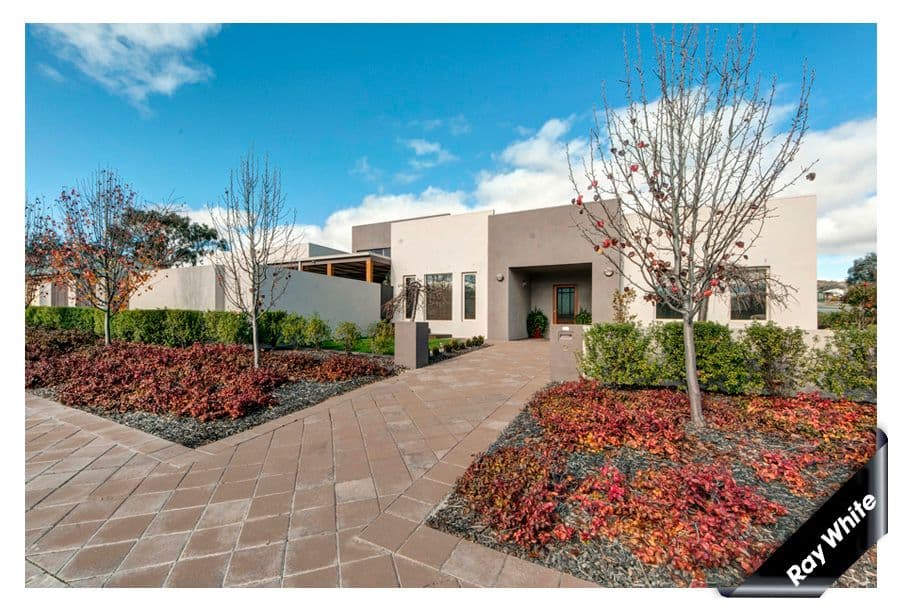 2 Bocciarini Court, JERRABOMBERRA NSW 2619, Jerrabomberra - Image 1