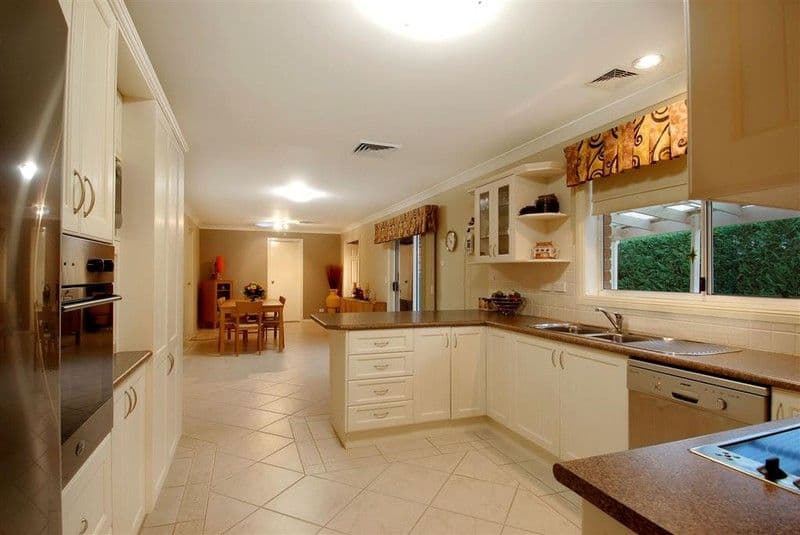 18 Stringybark Place, CASTLE HILL NSW 2154, Castle Hill - Thumbnail 7