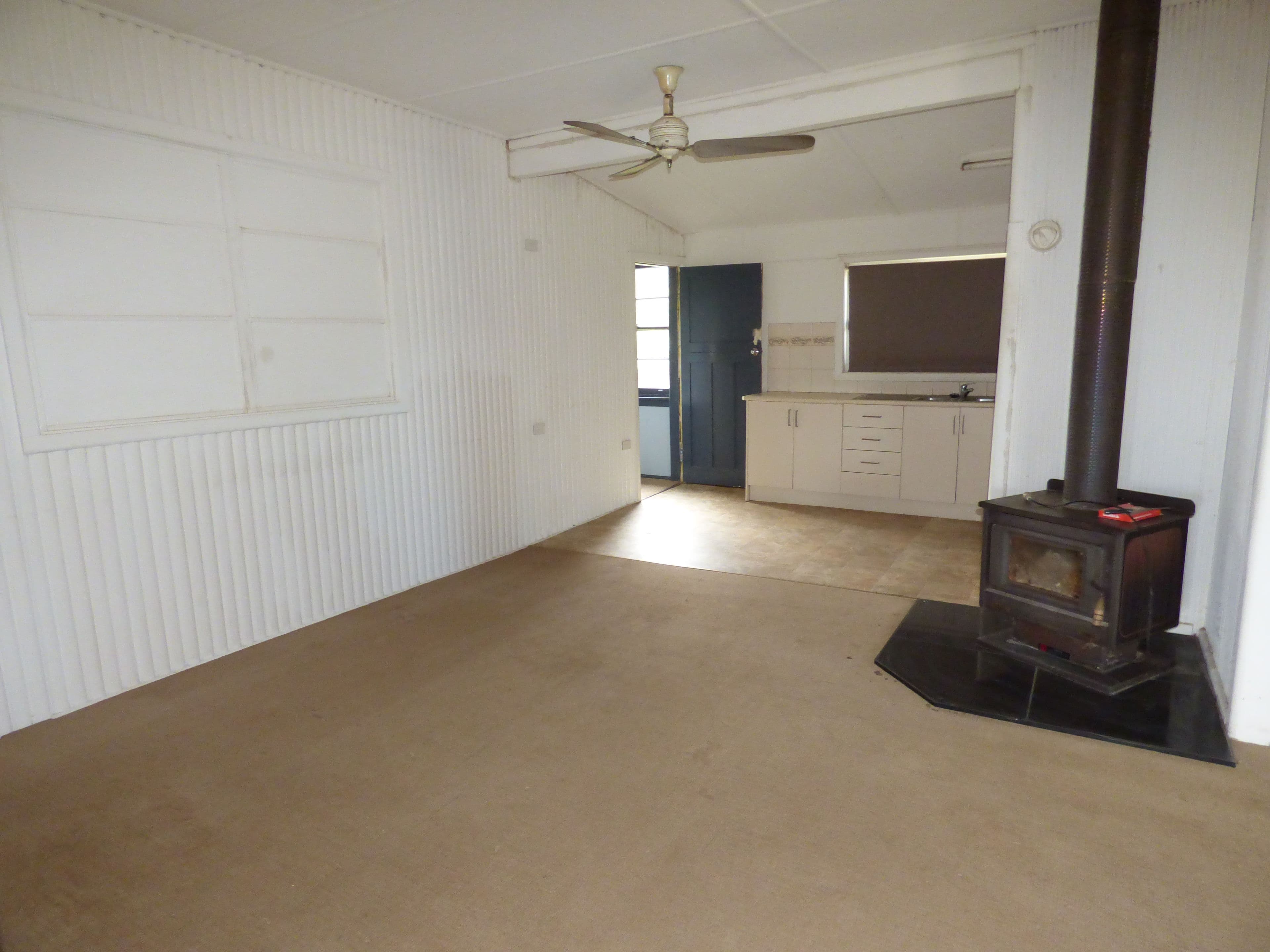 16 Elizabeth Street, Forbes NSW 2871, Forbes - Thumbnail 6