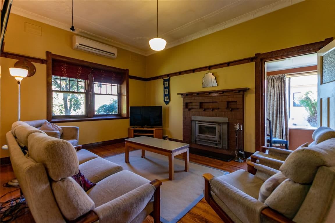 5 Pioneer Street, Batlow NSW 2730, Batlow - Thumbnail 6