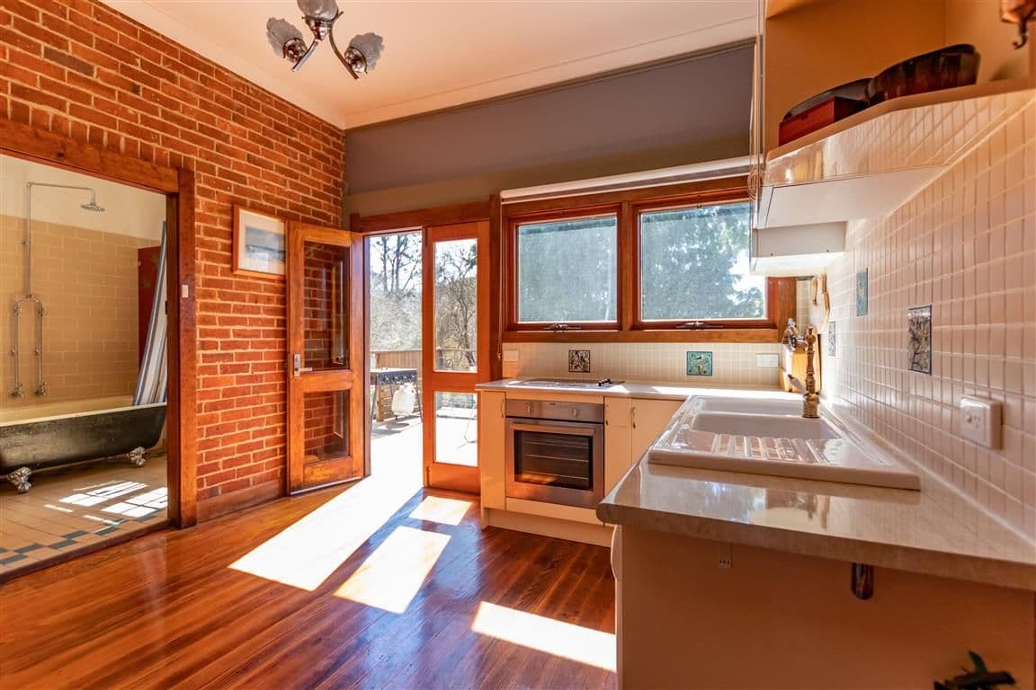 5 Pioneer Street, Batlow NSW 2730, Batlow - Thumbnail 8