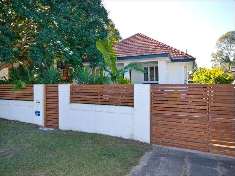WAVELL HEIGHTS QLD 4012, Wavell Heights - Image 1