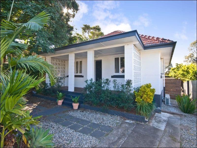 WAVELL HEIGHTS QLD 4012, Wavell Heights - Thumbnail 4