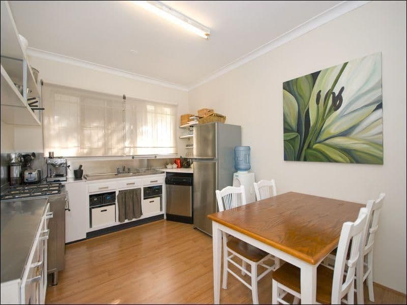 WAVELL HEIGHTS QLD 4012, Wavell Heights - Thumbnail 5