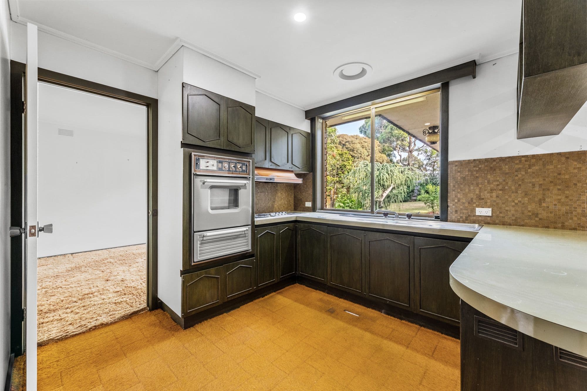 16 Ajax Drive, Wheelers Hill VIC 3150, Wheelers Hill - Thumbnail 3