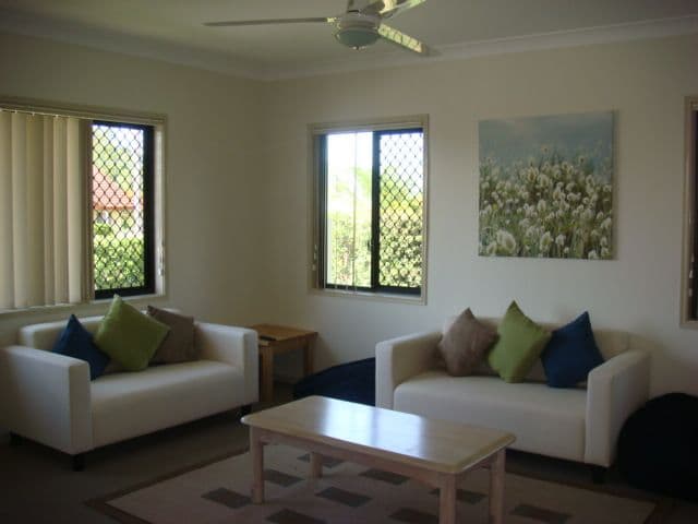 4 Apricot Street, INALA QLD 4077, Inala - Thumbnail 2