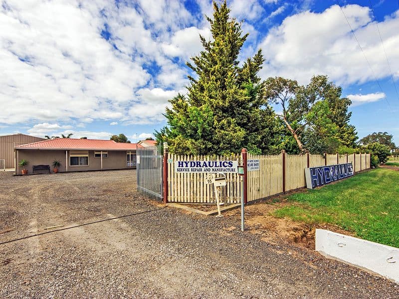 95 Bates Road, LITTLE RIVER VIC 3211, Little River - Thumbnail 3