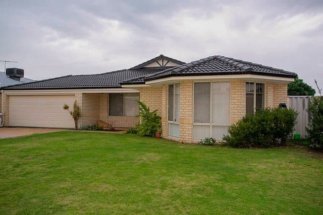 35 Alsace Avenue, CAVERSHAM WA 6055, Caversham - Image 1