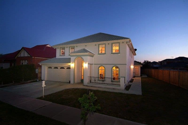 25 Robusta Avenue, BUNDOORA VIC 3083, Bundoora - Thumbnail 2