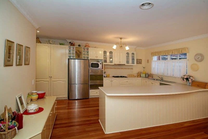 25 Robusta Avenue, BUNDOORA VIC 3083, Bundoora - Thumbnail 4