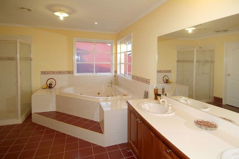 25 Robusta Avenue, BUNDOORA VIC 3083, Bundoora - Thumbnail 6