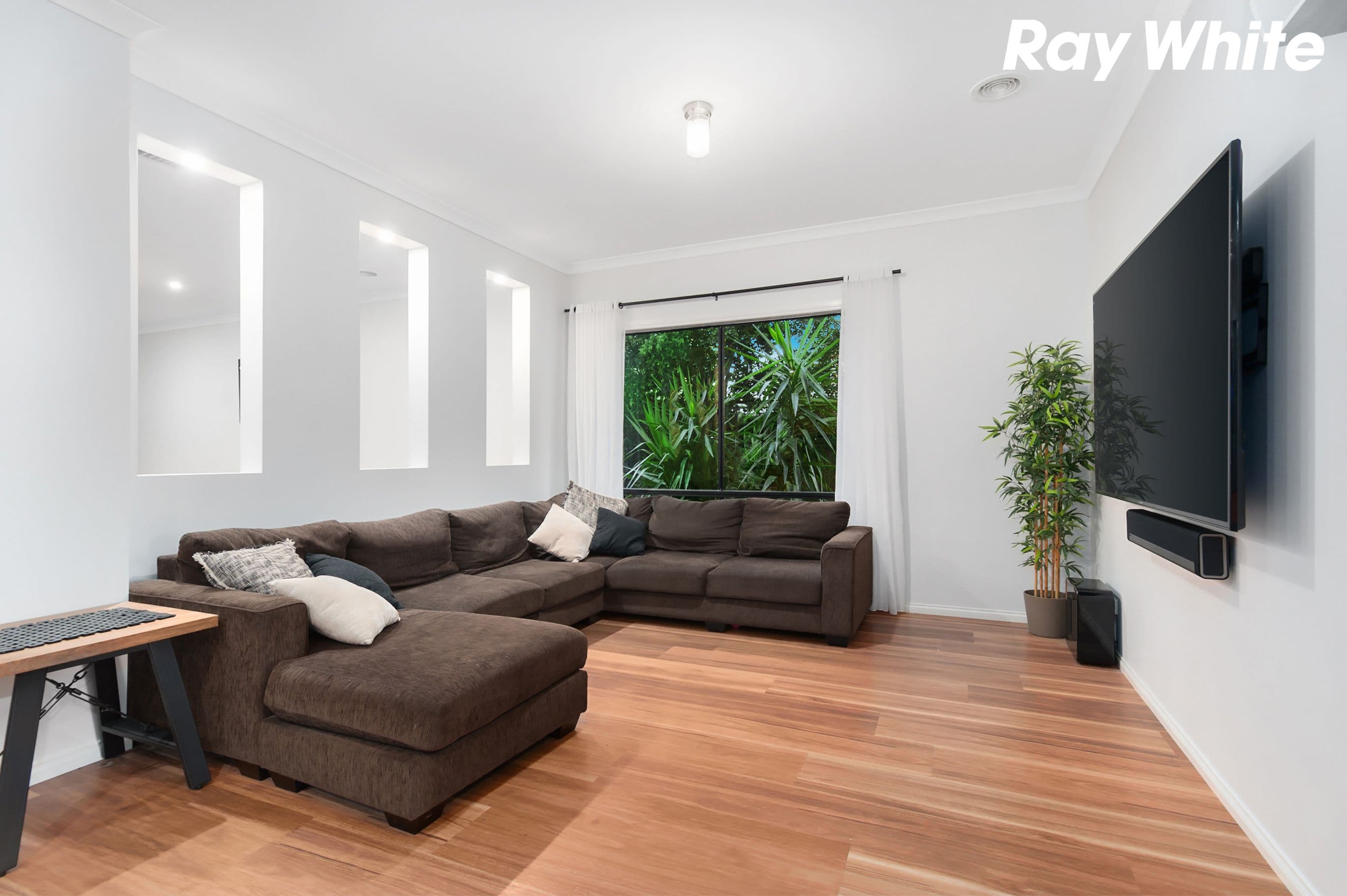 32 Waterford Rise, Pakenham VIC 3810, Pakenham - Thumbnail 3