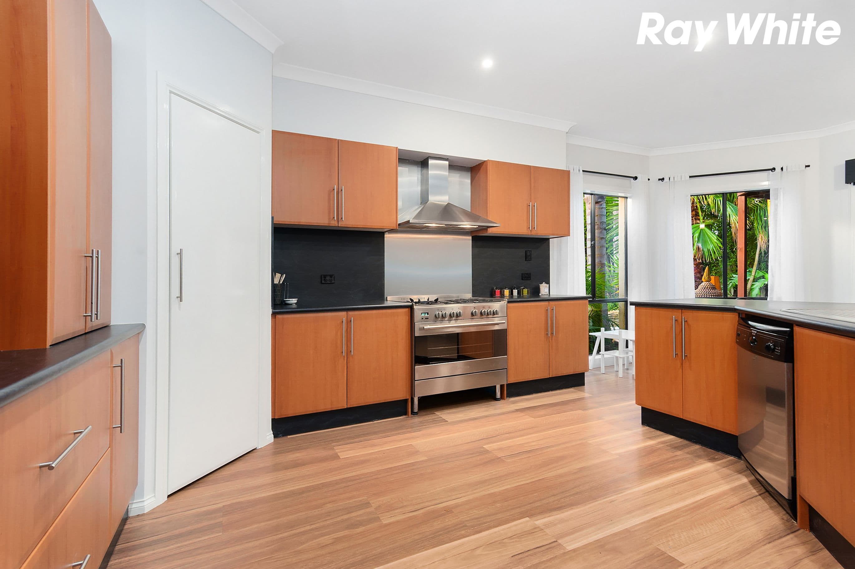 32 Waterford Rise, Pakenham VIC 3810, Pakenham - Thumbnail 8