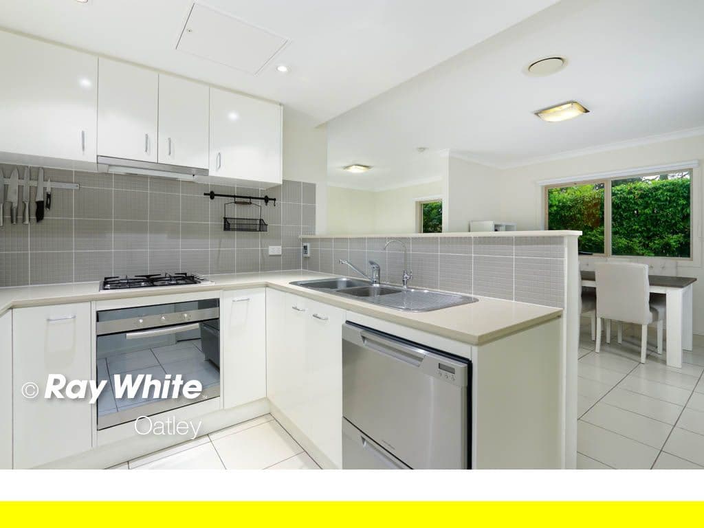 21 Wonoona Parade East, OATLEY NSW 2223, Oatley - Thumbnail 4
