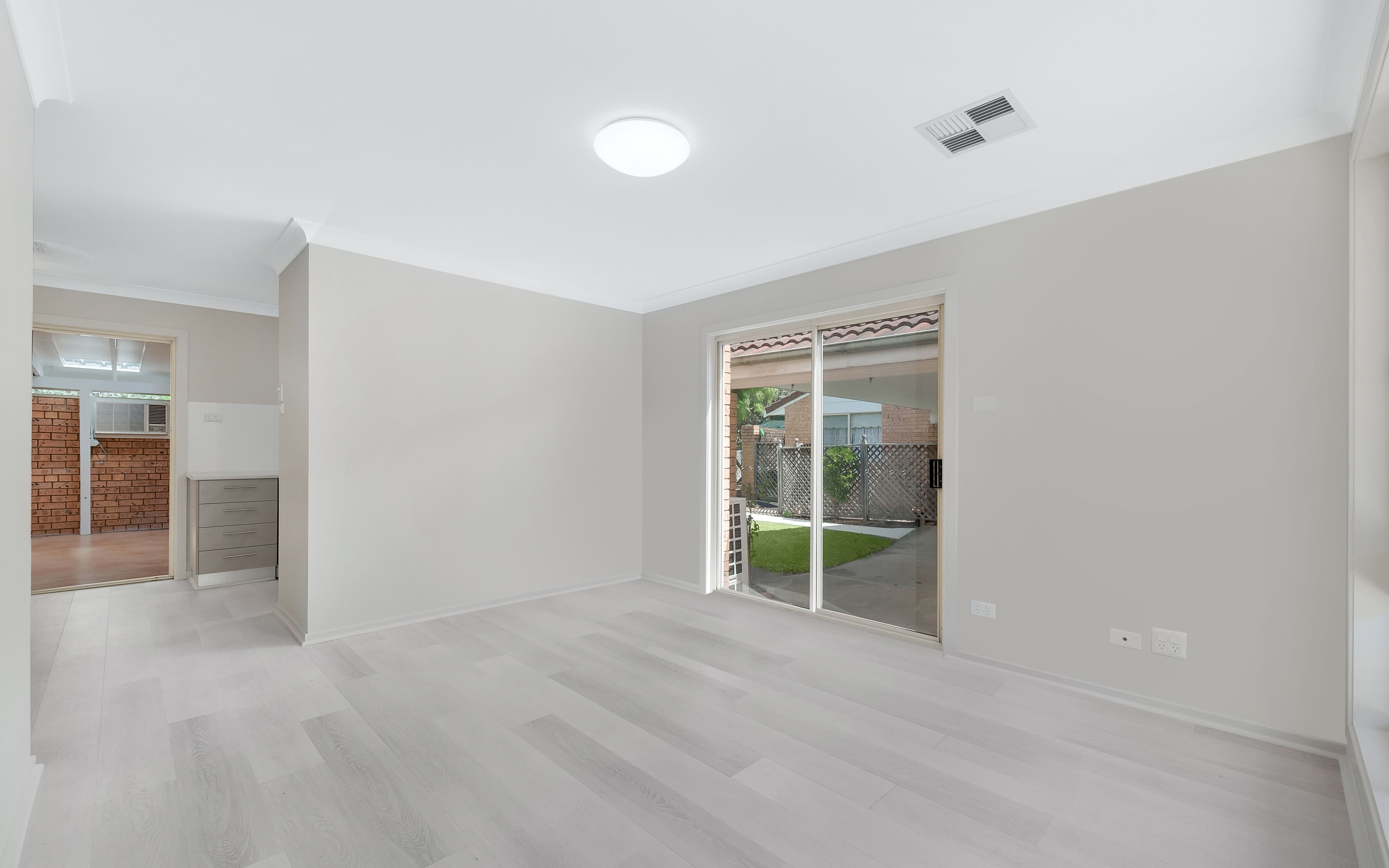 84 Old Hume Highway, Camden NSW 2570, Camden - Thumbnail 2