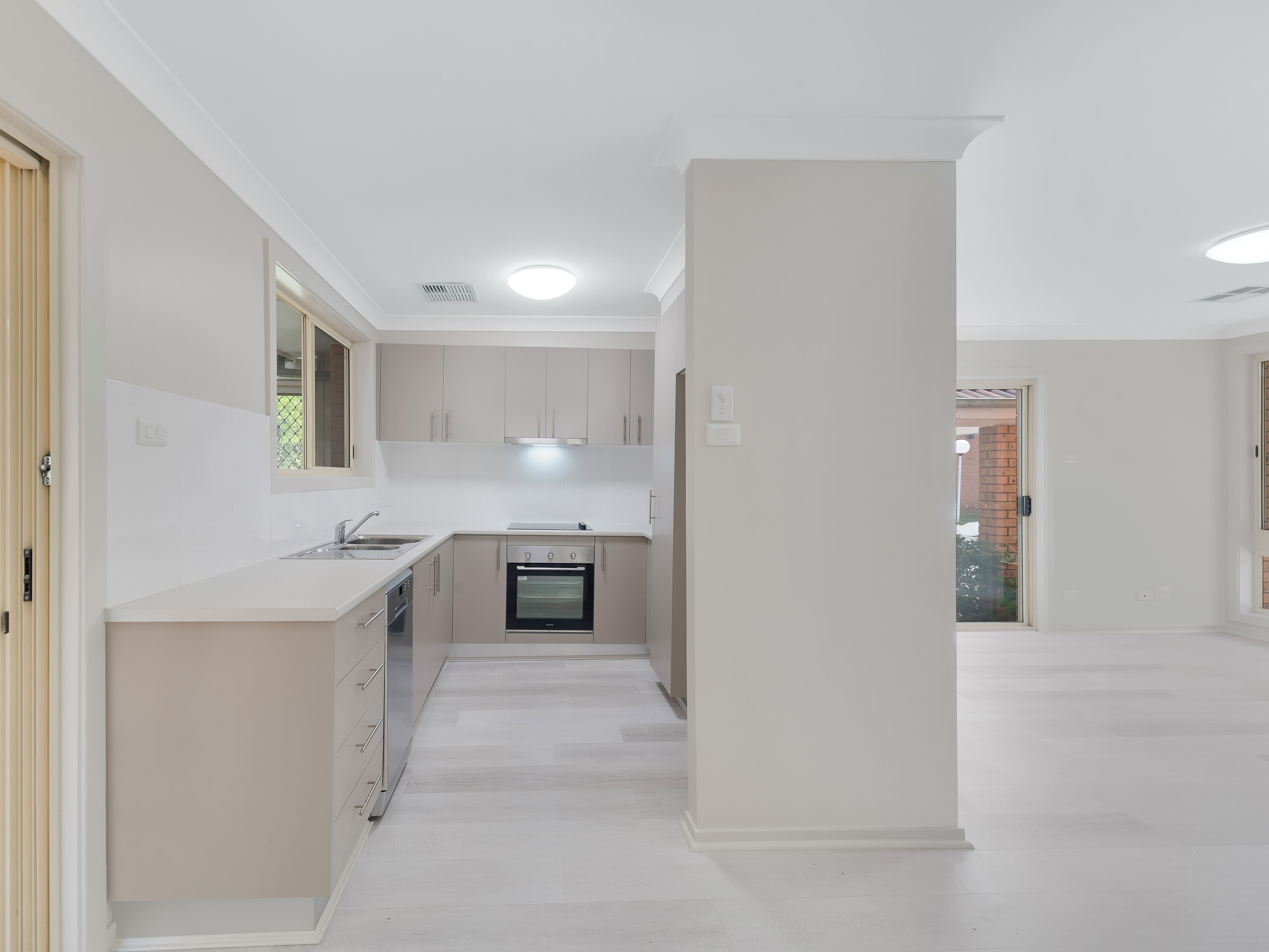 84 Old Hume Highway, Camden NSW 2570, Camden - Thumbnail 5