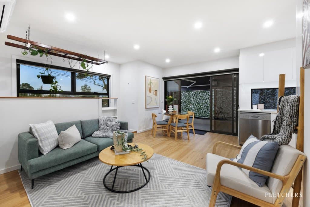 1/286 Oriel Road, Heidelberg West - Thumbnail 2