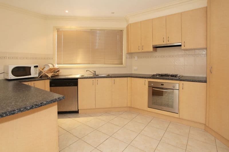 6 Evelyn Street, CLAYTON VIC 3168, Clayton - Thumbnail 2