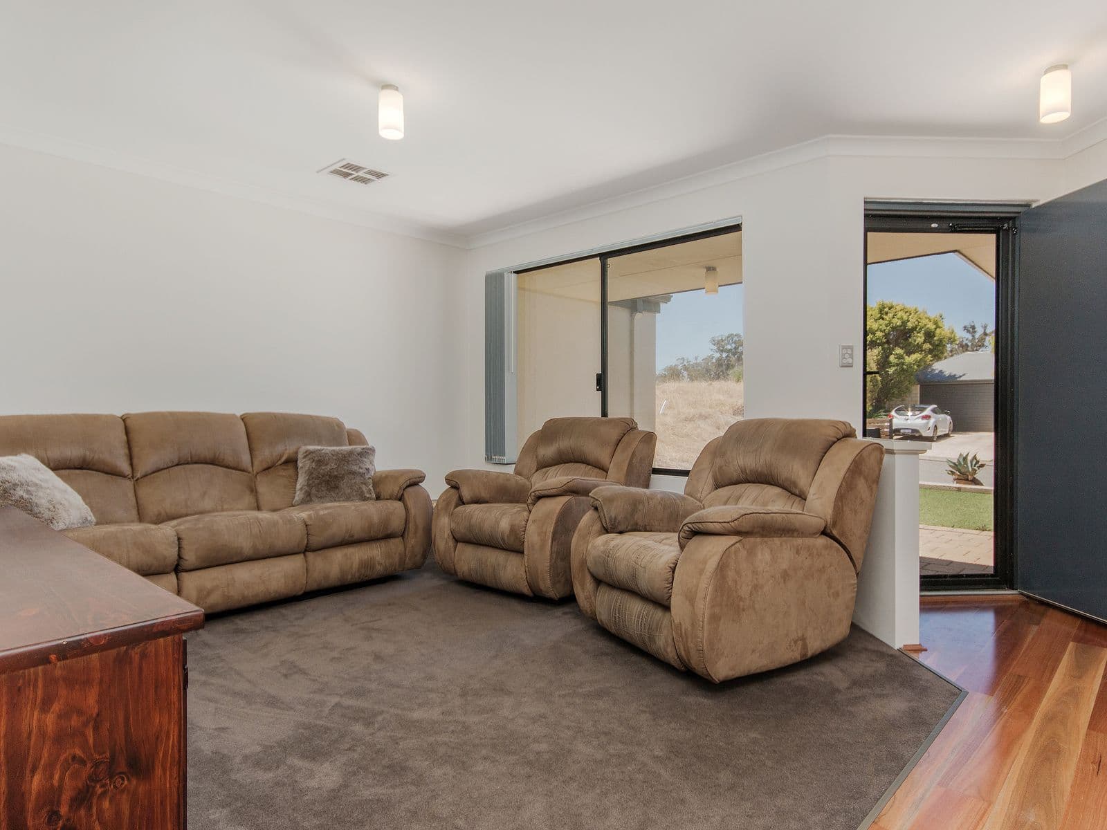 29 Remembrance Drive, Baldivis WA 6171, Baldivis - Thumbnail 3