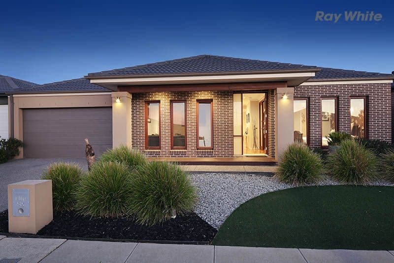 56 Malibu Boulevard, Point Cook VIC 3030, Point Cook - Thumbnail 2