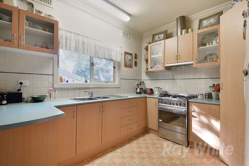 11 Austin Street, FERNTREE GULLY VIC 3156, Ferntree Gully - Thumbnail 2