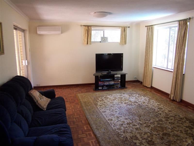 27 Watsonia Road, GOOSEBERRY HILL WA 6076, Gooseberry Hill - Thumbnail 3