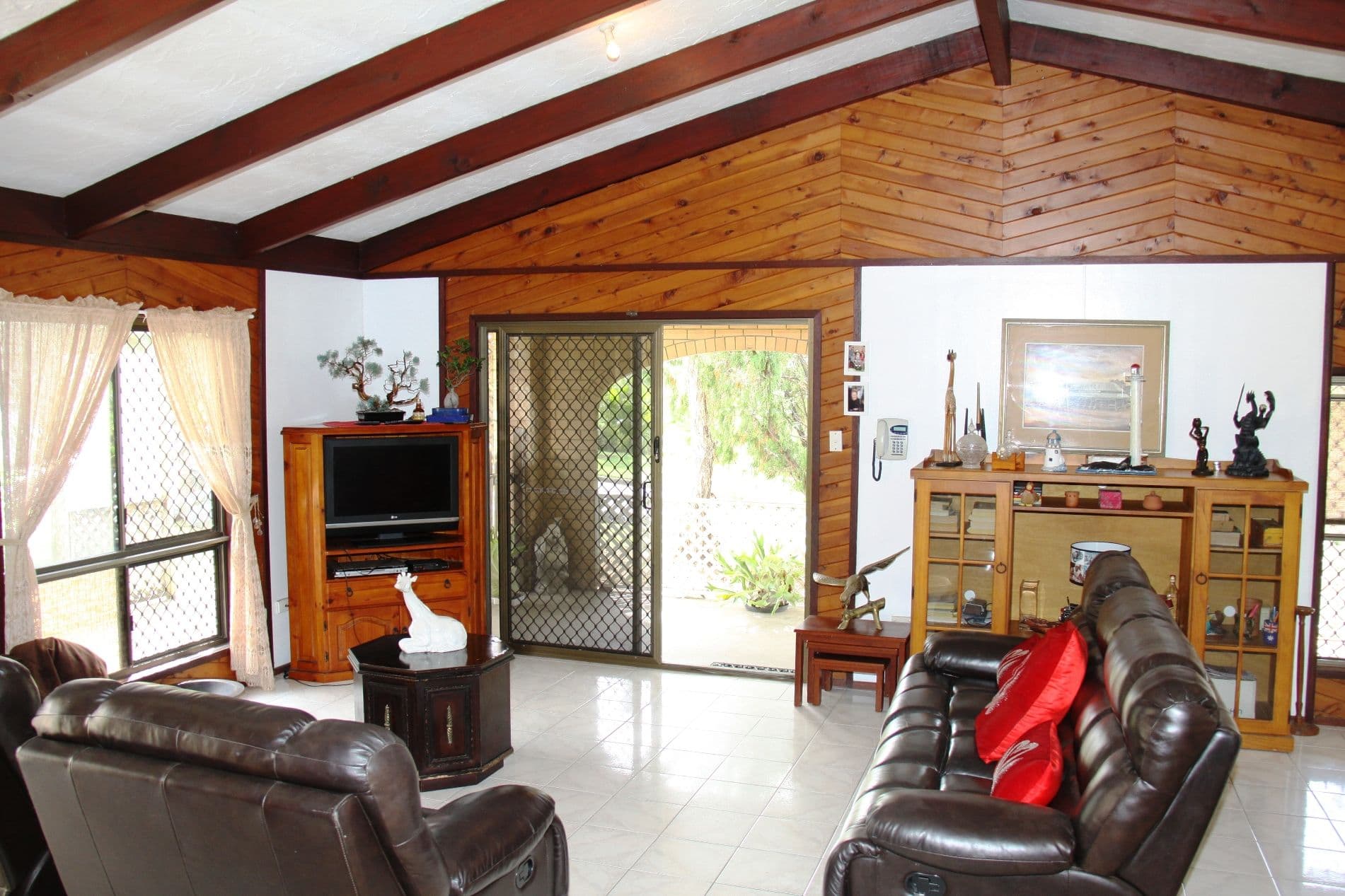 1 Winnecke Road, Tannum Sands QLD 4680, Tannum Sands - Thumbnail 2