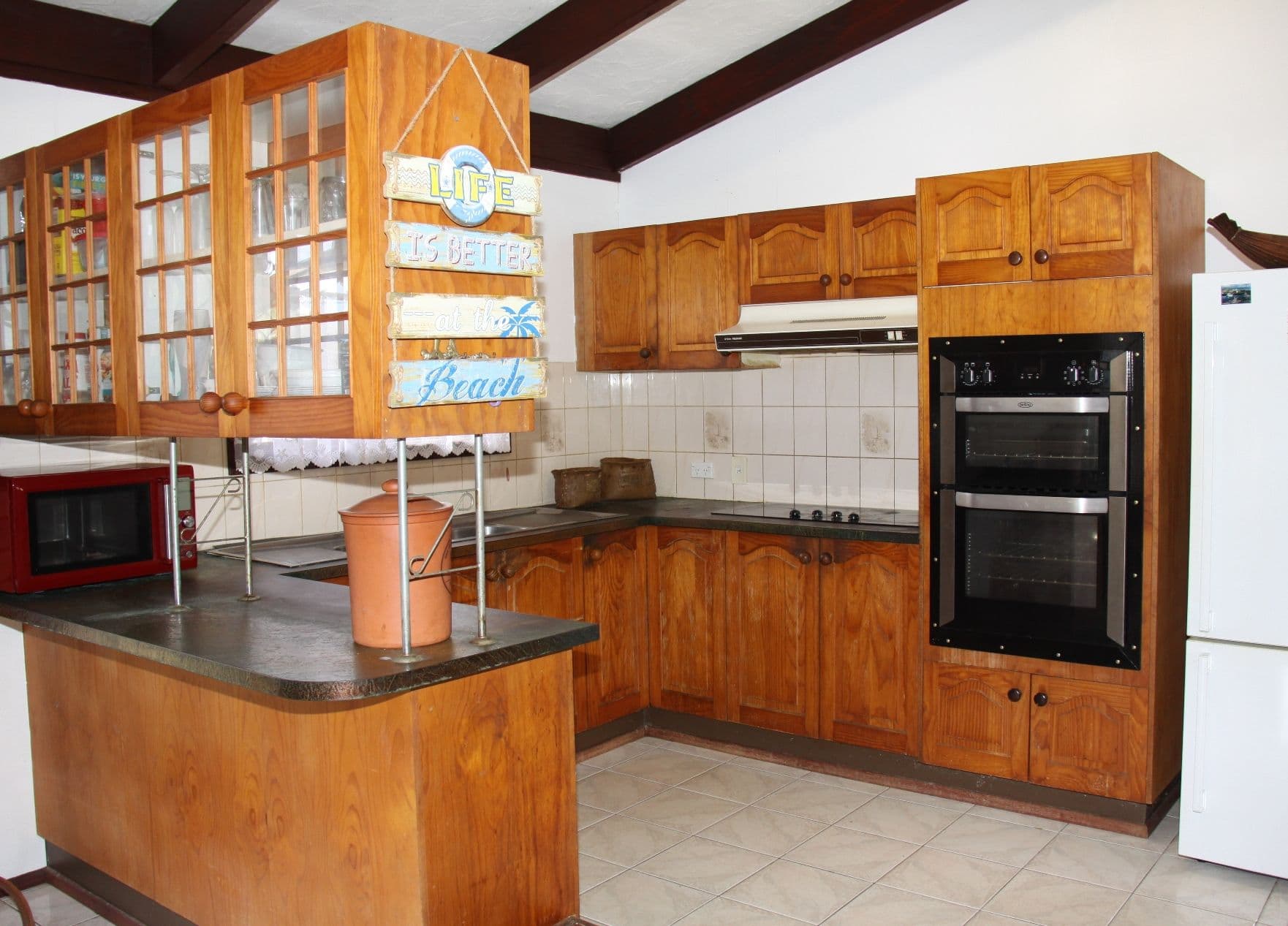 1 Winnecke Road, Tannum Sands QLD 4680, Tannum Sands - Thumbnail 3
