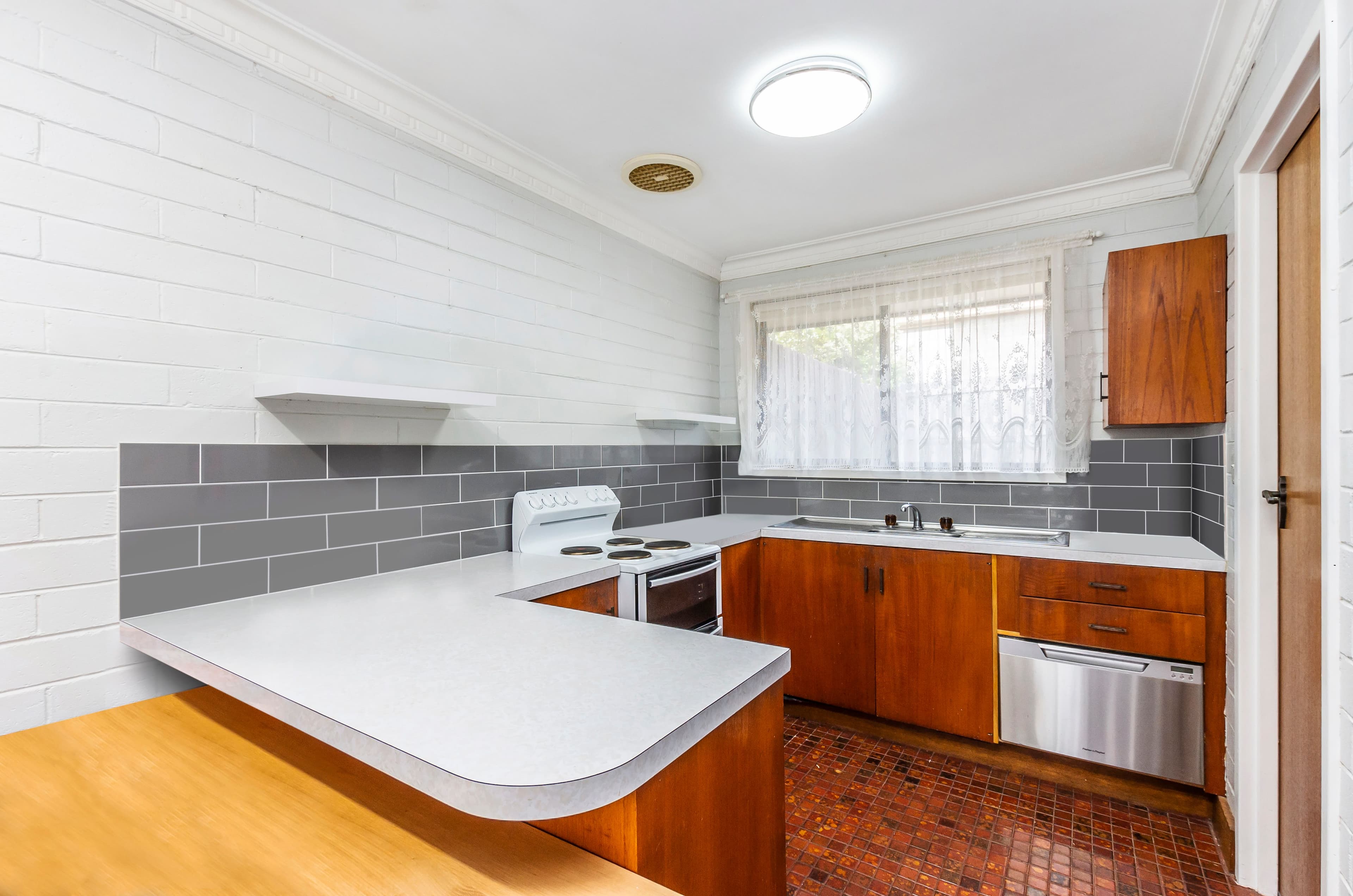 30 Hopetoun Road, Warrnambool VIC 3280, Warrnambool - Thumbnail 4