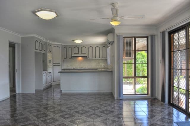 17 Brown Street, ALLANSFORD VIC 3277, Allansford - Thumbnail 3