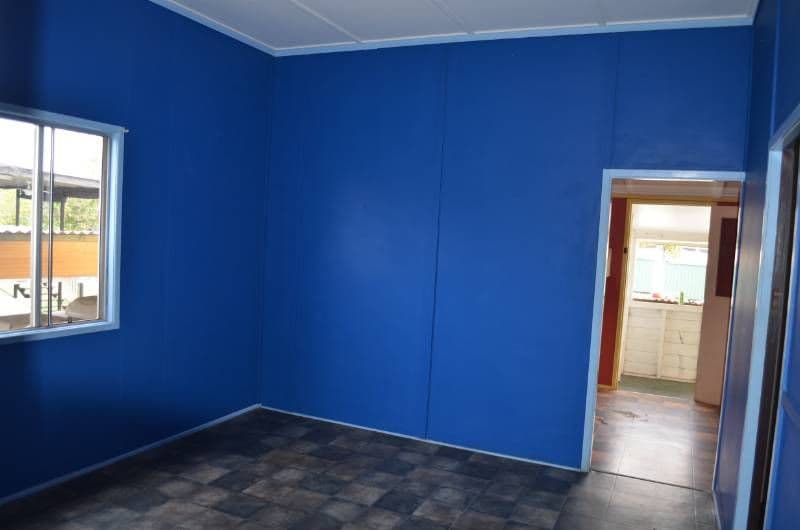 33 O'Connell Street, BARNEY POINT QLD 4680, Barney Point - Thumbnail 3