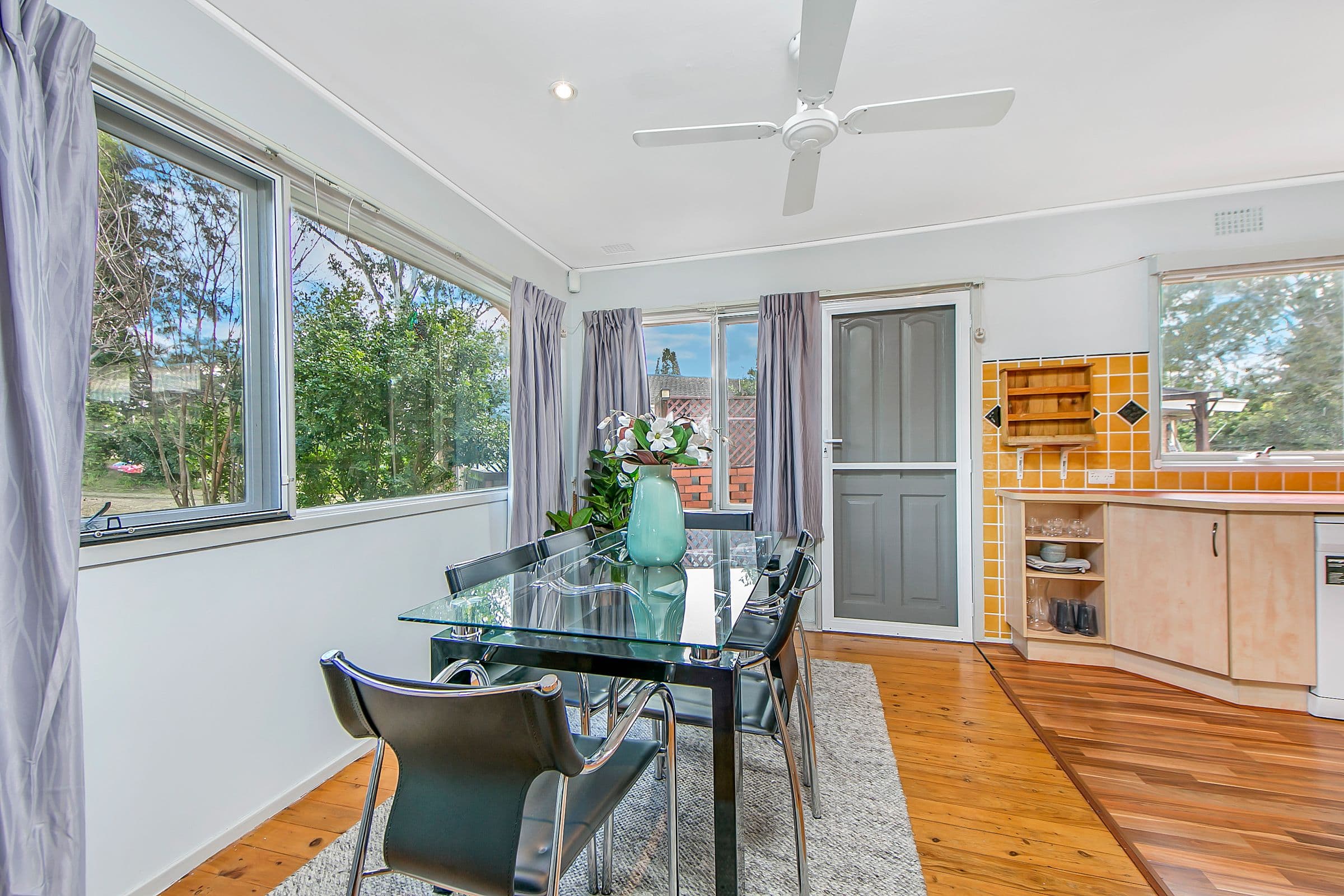 51 Arcadian Circuit, Carlingford - Thumbnail 2
