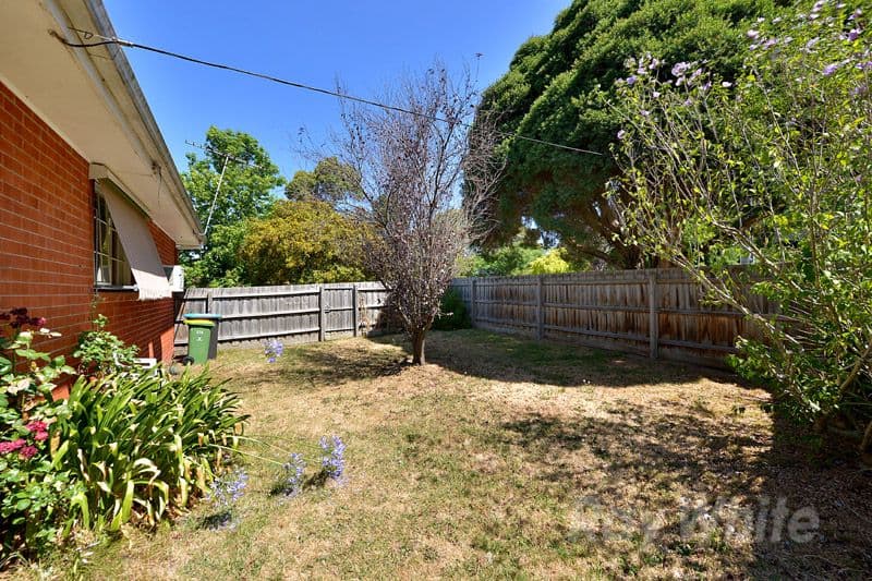27A Lightwood Drive, FERNTREE GULLY VIC 3156, Ferntree Gully - Thumbnail 6