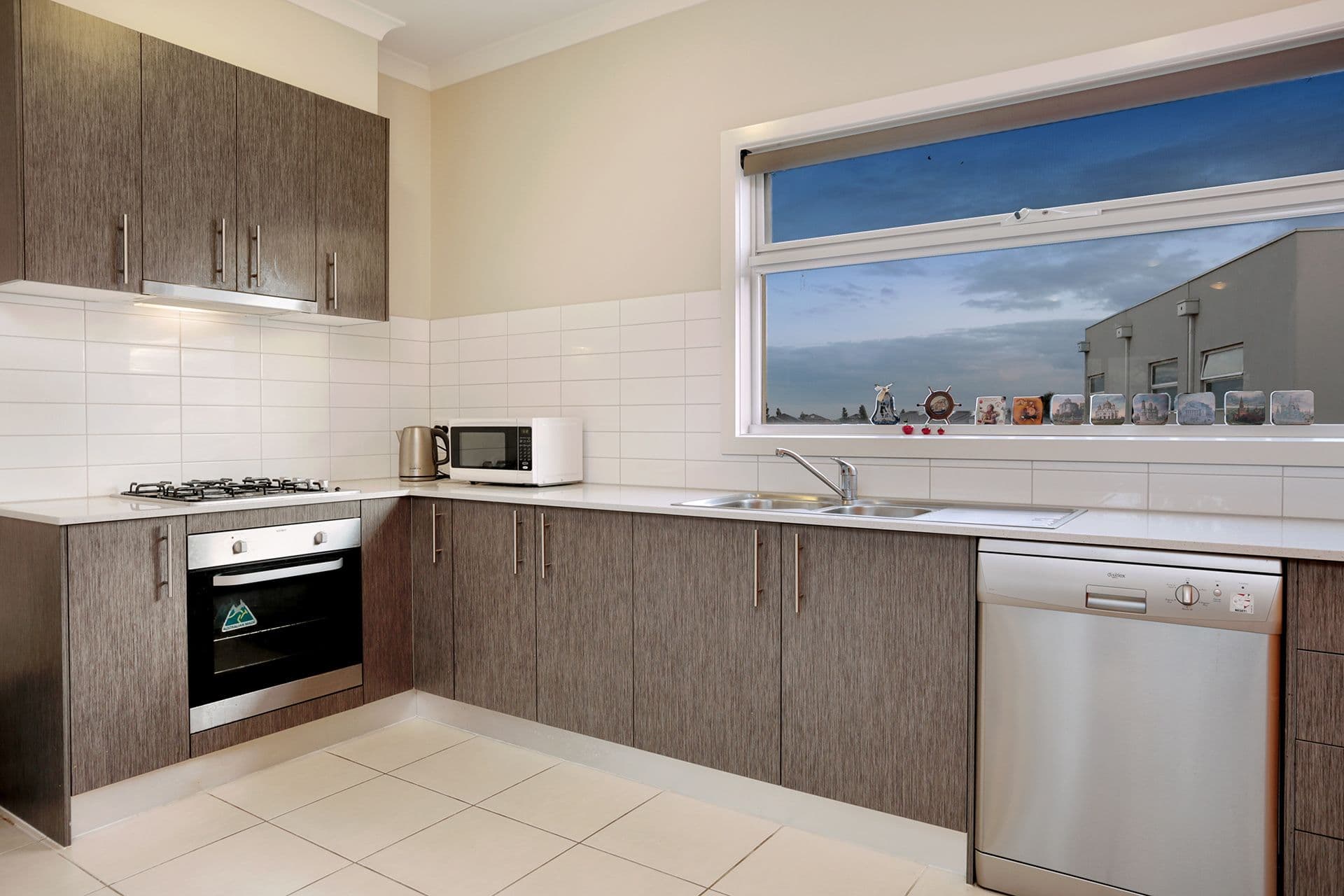 10 Honolulu Drive, Point Cook VIC 3030, Point Cook - Thumbnail 8