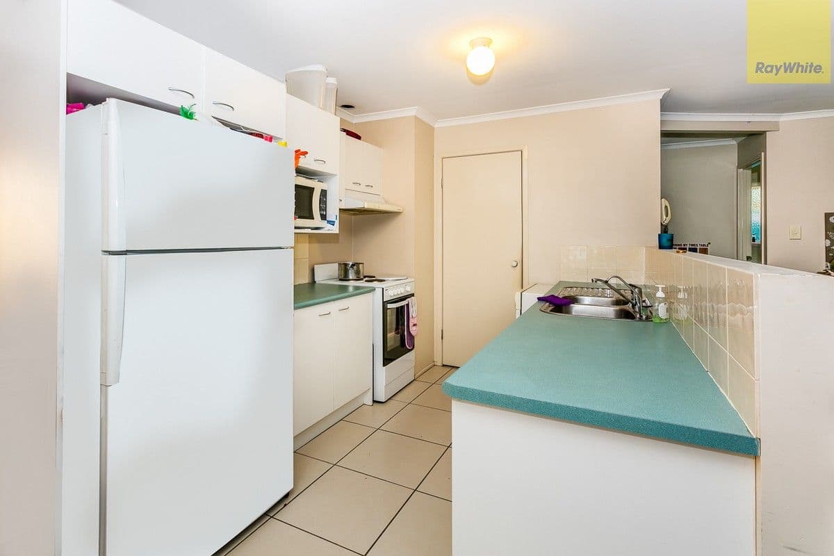 6 Kerrie-Ann Court, Marsden QLD 4132, Marsden - Thumbnail 2