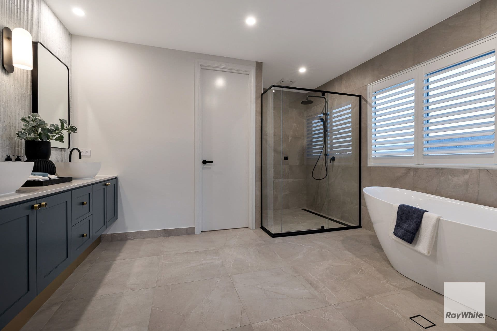 44 Jingeri Street, Redland Bay QLD 4165, Redland Bay - Thumbnail 7