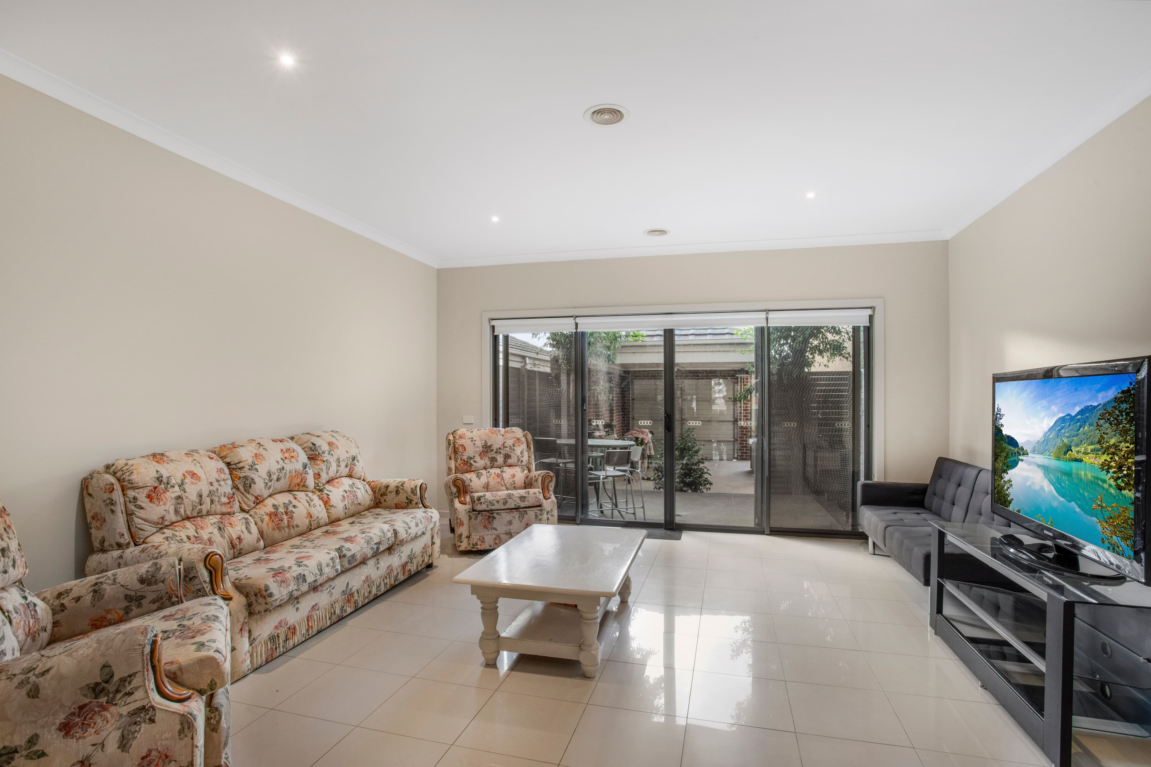 12 Dealbata Lane, Pakenham VIC 3810, Pakenham - Thumbnail 4
