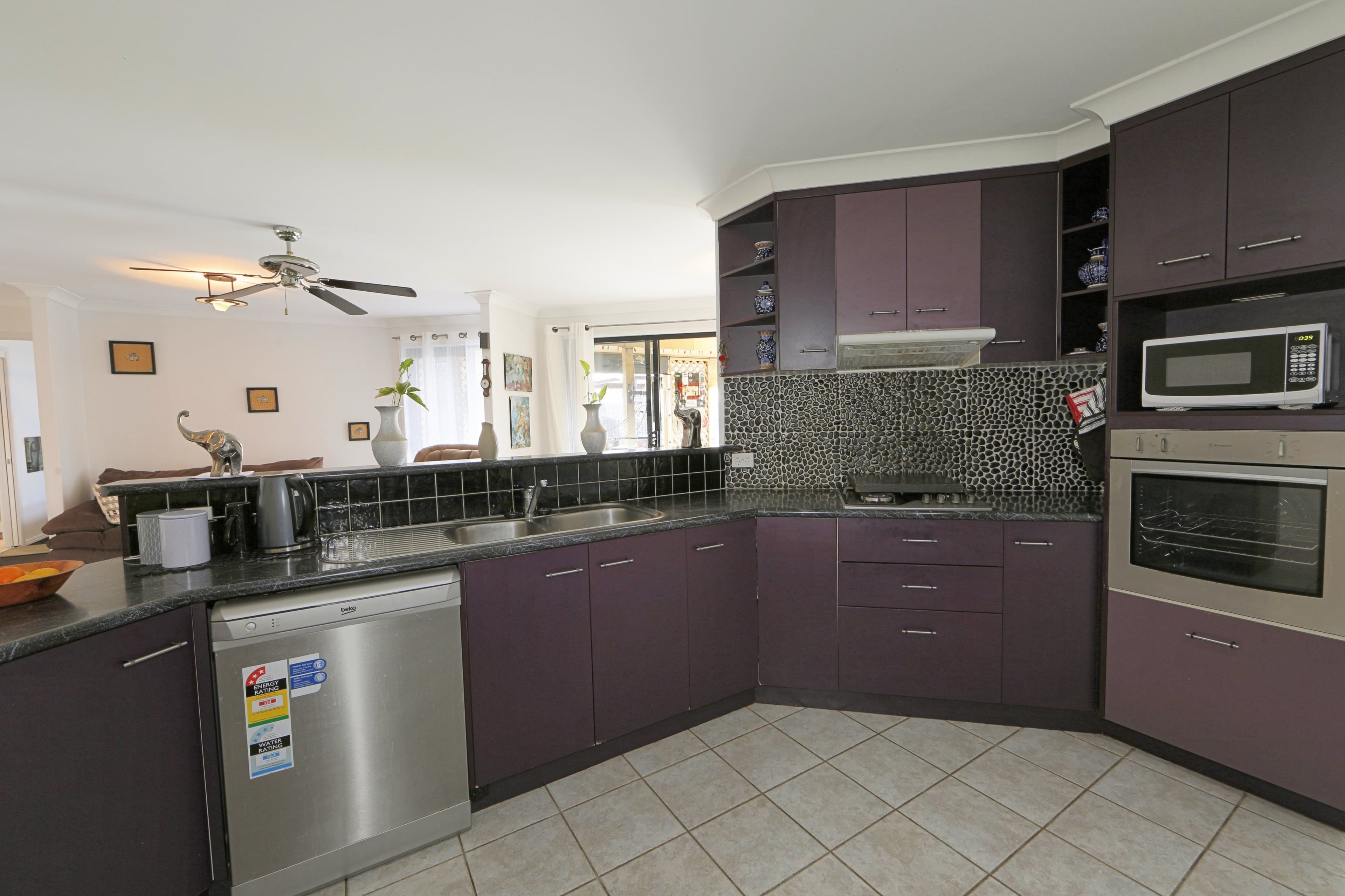 72 Chancellor Drive, Avenell Heights QLD 4670, Avenell Heights - Thumbnail 4