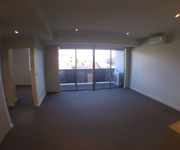 8 Burrowes Street, ASCOT VALE VIC 3032, Ascot Vale - Thumbnail 2