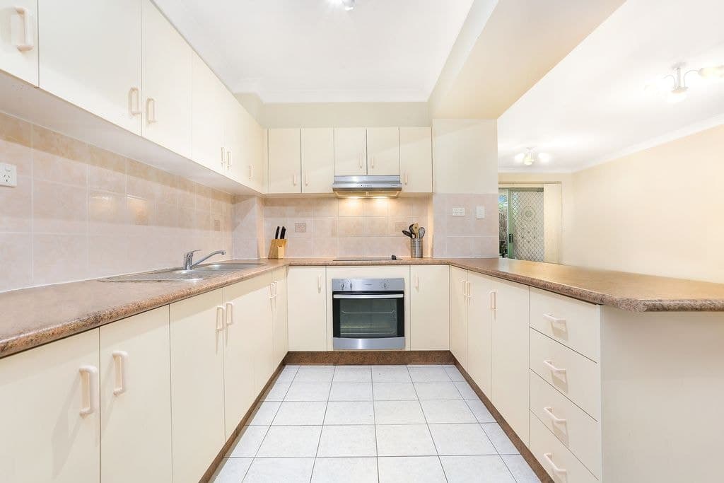 1/17-21 Willock Avenue, Miranda - Thumbnail 2