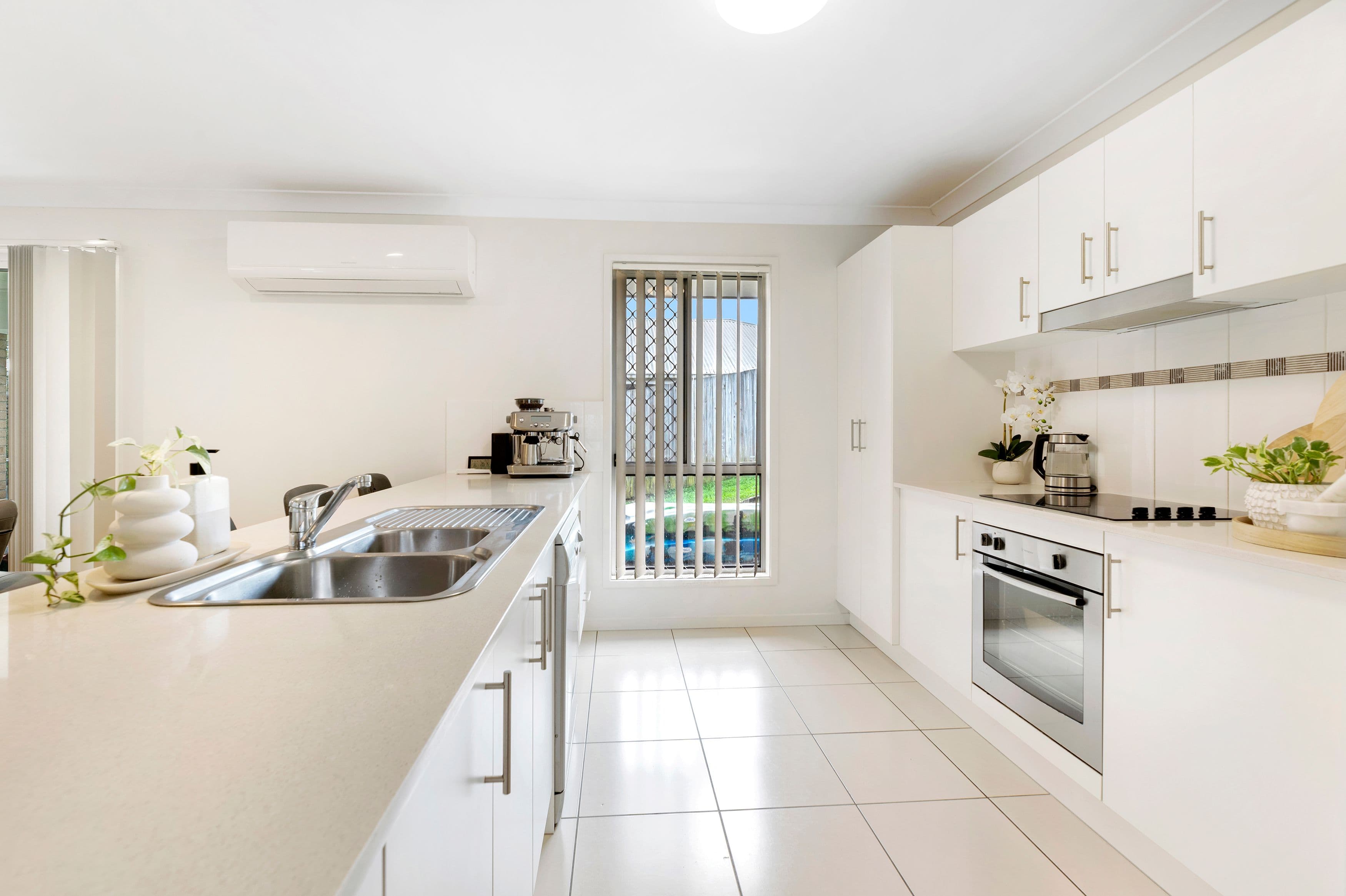 5 Greencastle Parade, Maudsland QLD 4210, Maudsland - Thumbnail 2