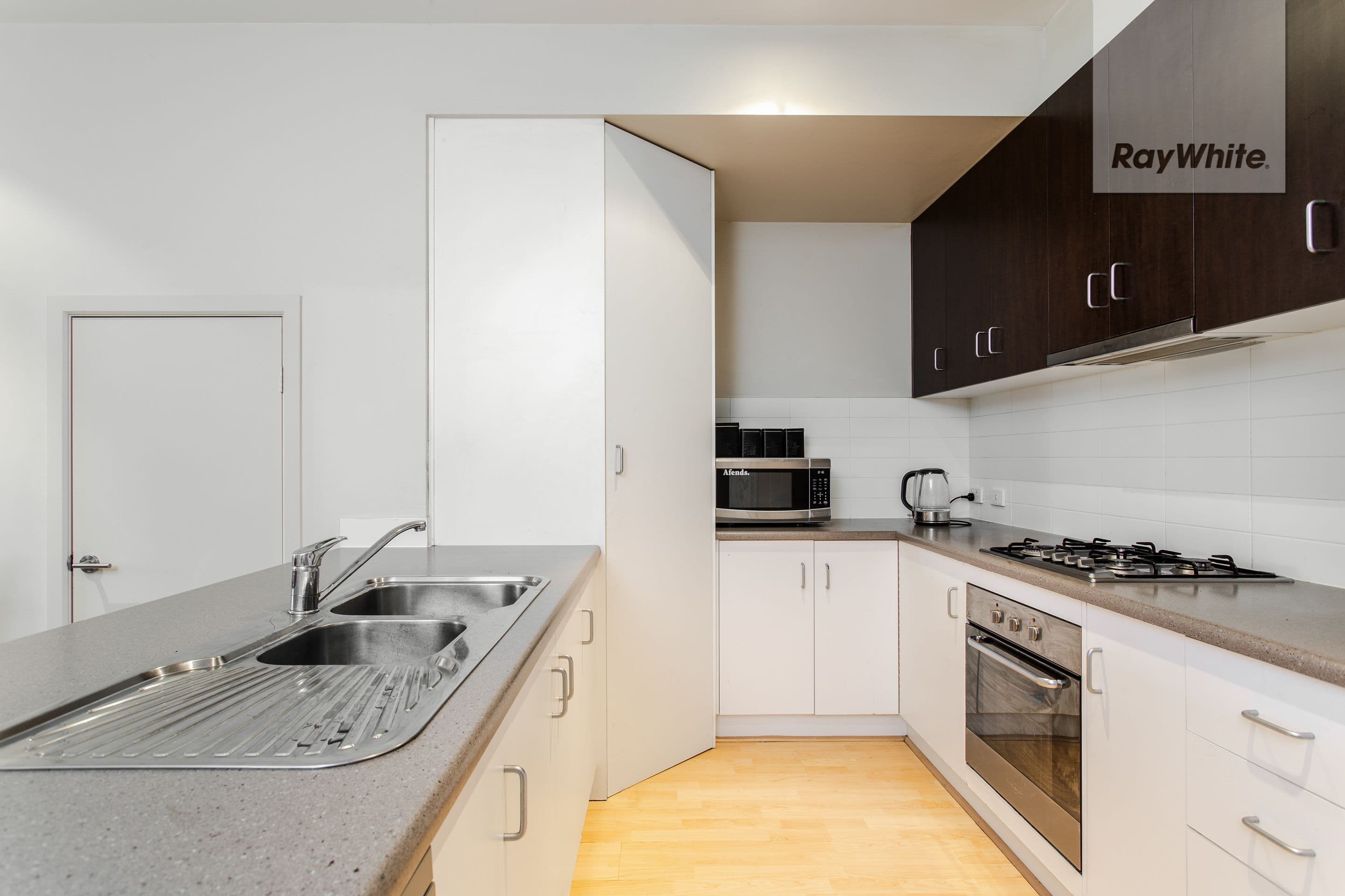 8 Churnside Street, Kingsville - Thumbnail 4