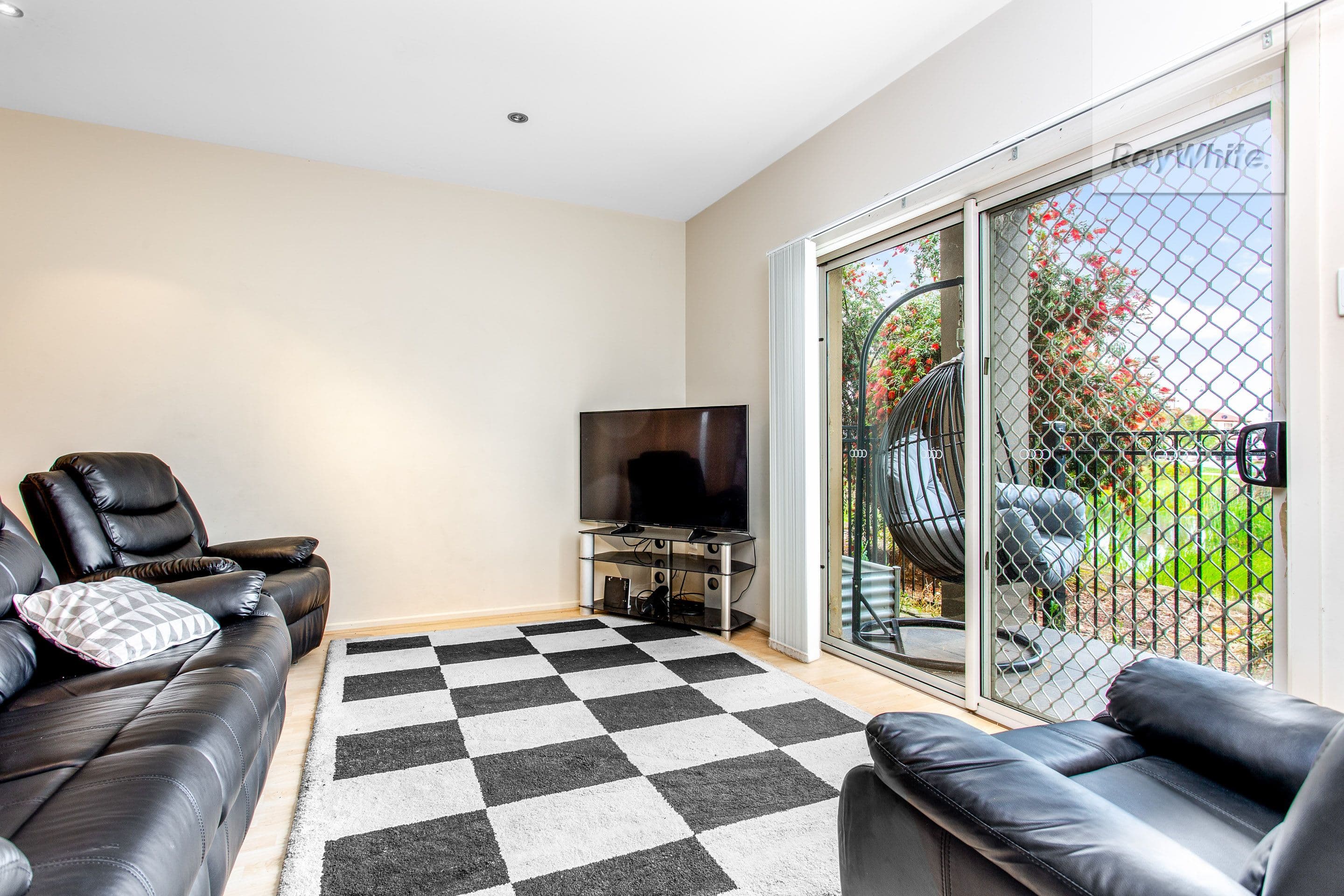 8 Churnside Street, Kingsville - Thumbnail 6