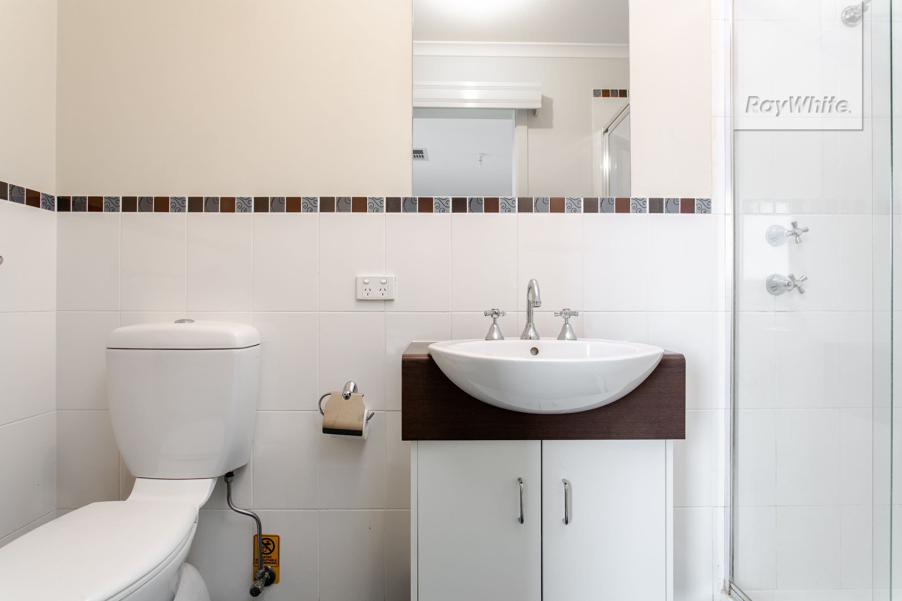 8 Churnside Street, Kingsville - Thumbnail 8