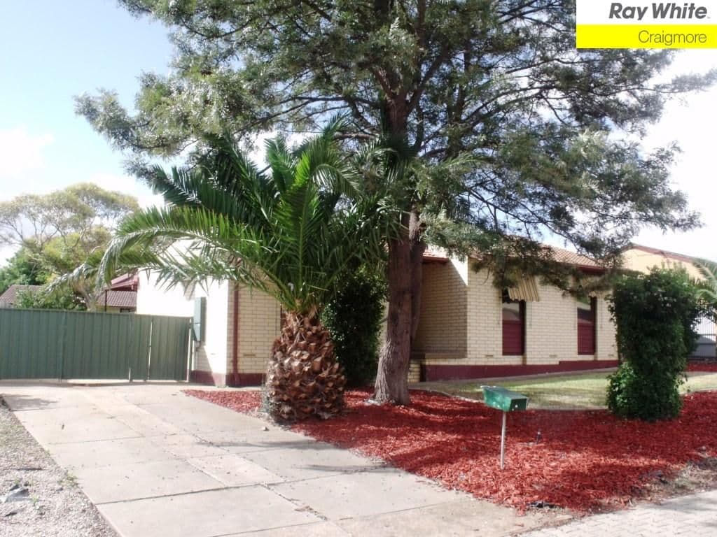 17 Currawong Crescent, CRAIGMORE SA 5114, Craigmore - Thumbnail 2