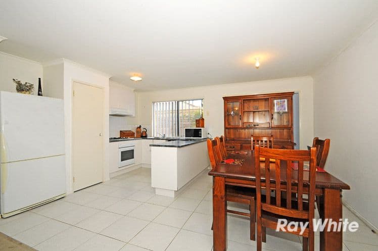 102 Scarborough Avenue, Cranbourne West VIC 3977, Cranbourne West - Thumbnail 6