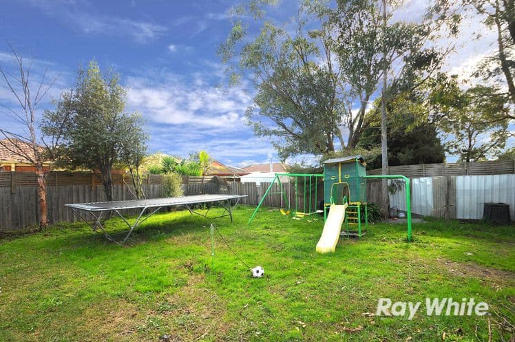102 Scarborough Avenue, Cranbourne West VIC 3977, Cranbourne West - Thumbnail 8