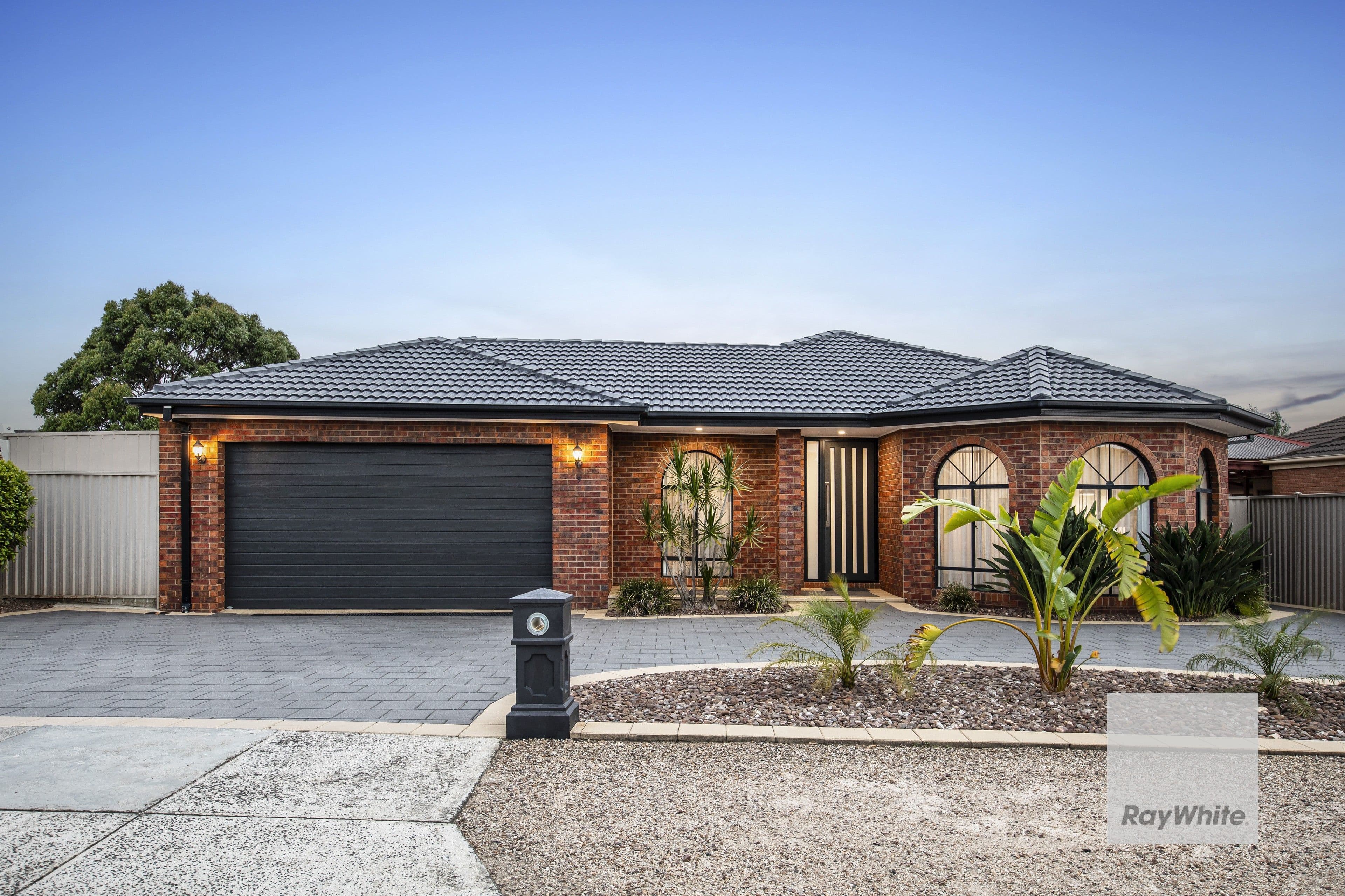 9 Mitta Place, Taylors Hill VIC 3037, Taylors Hill - Image 1