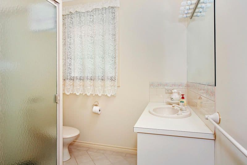 2 Percy Jones Court, HIGHTON VIC 3216, Highton - Thumbnail 6